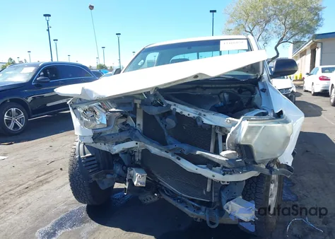 2014 Toyota Tacoma из США, поврежденный, VIN 5TFNX4CN7EX040624